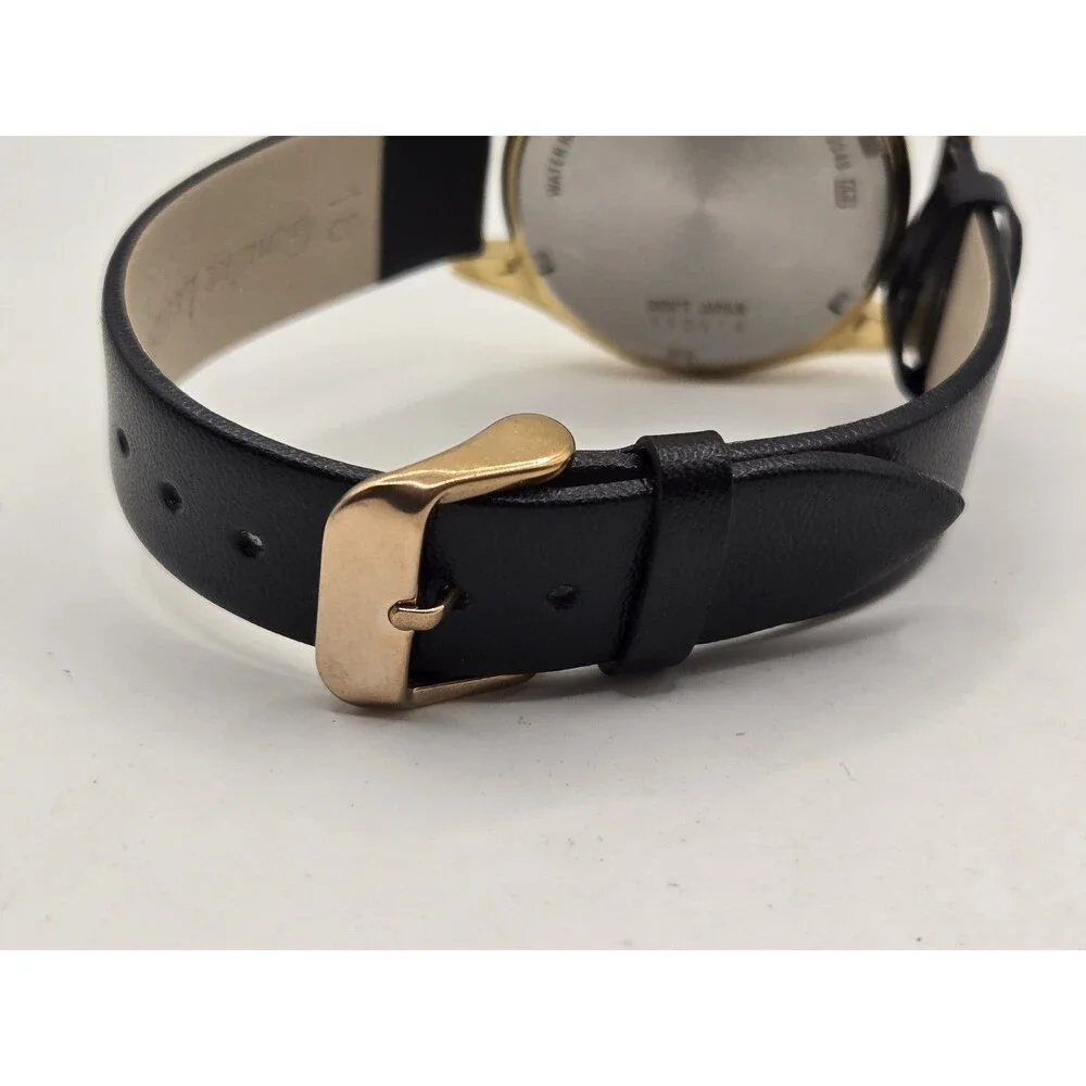 Seiko 7N43-8A99 Quartz Day/Date Vintage Men’s Watch. New Leather Band + Batt.